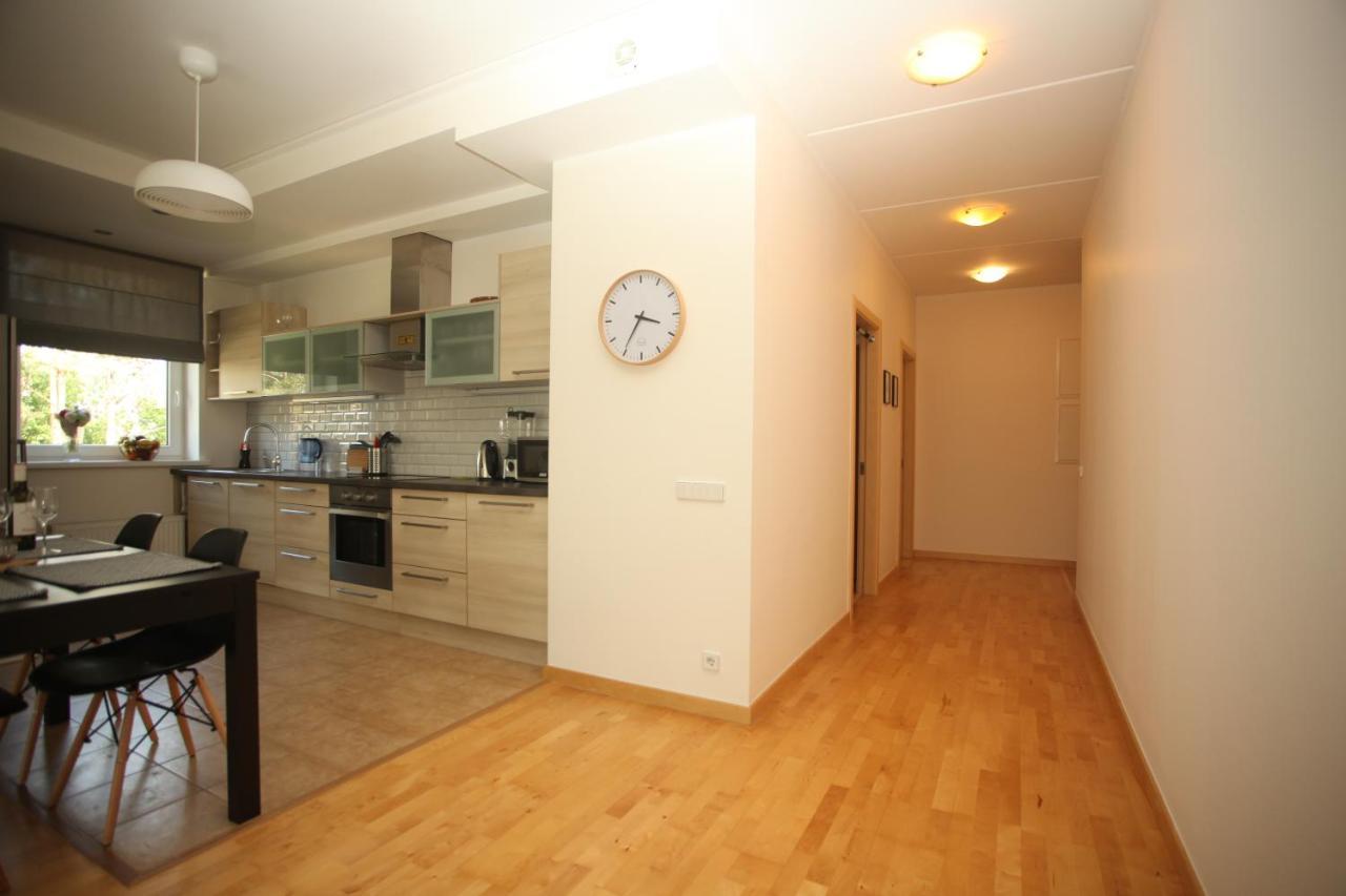 Cozy Home Apartment Kaivas, Free Parking, Self Check-In Riga Exterior photo